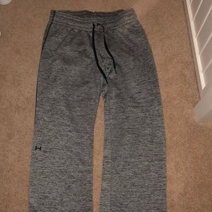 Women’s Under Armour sweatpants